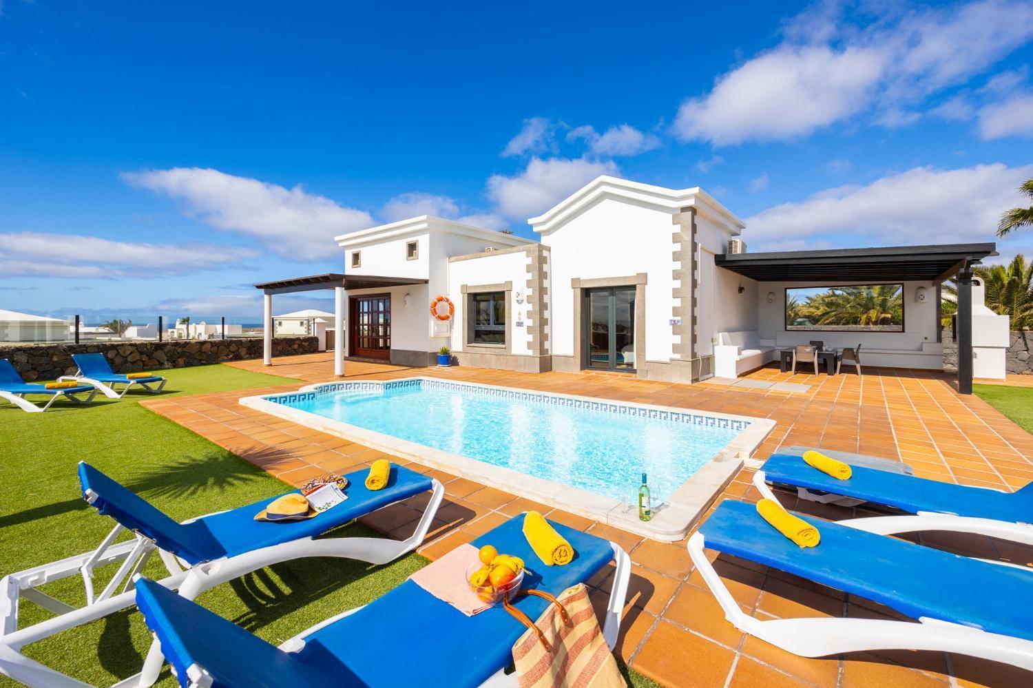 Dragos Villa Playa Blanca (Lanzarote)